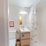 Castelnau Apartman *
