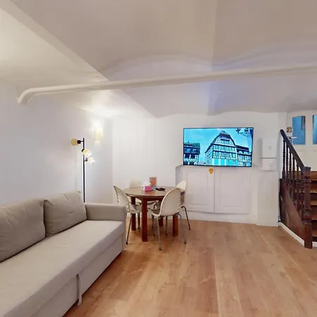 Castelnau Apartamento *